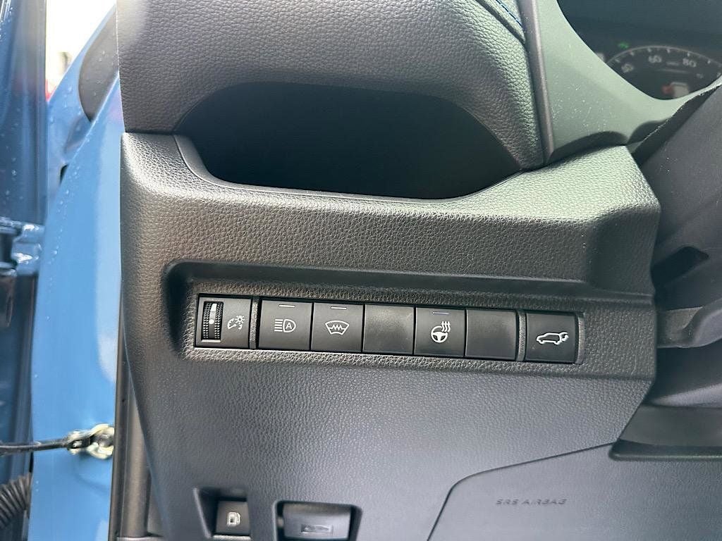 2025 Toyota RAV4 Hybrid SE