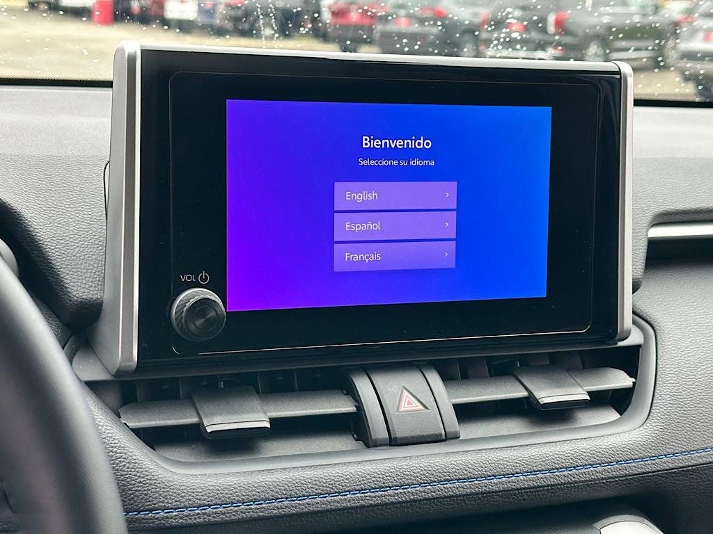 2025 Toyota RAV4 Hybrid SE