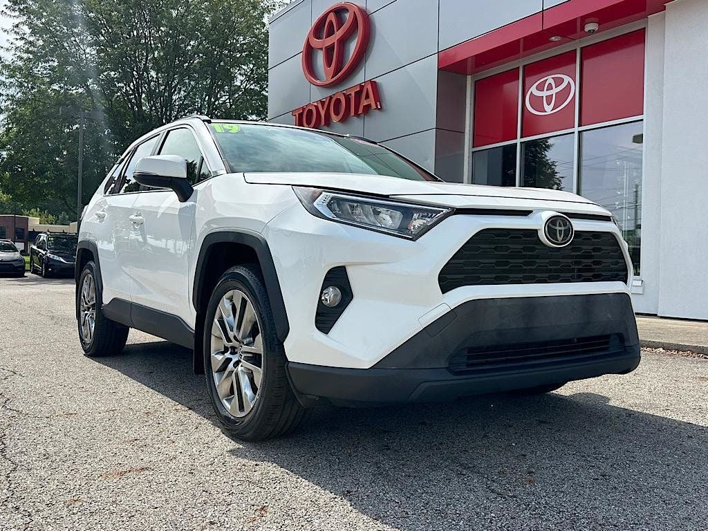 2019 Toyota RAV4 XLE Premium
