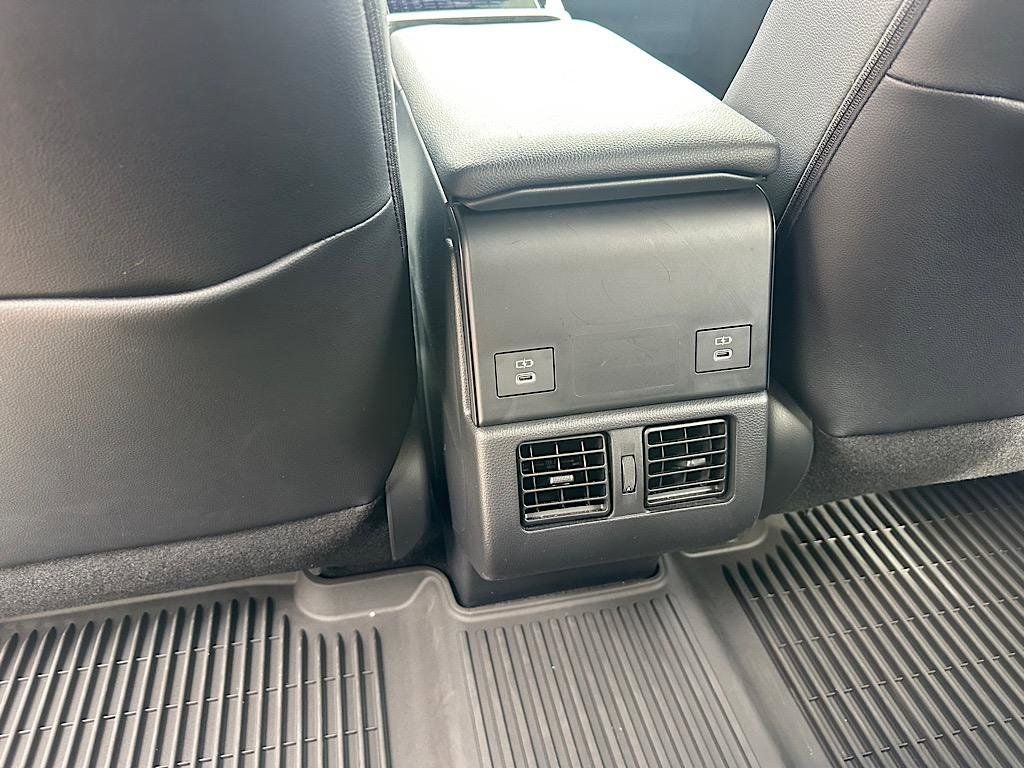 2024 Toyota bZ4X XLE