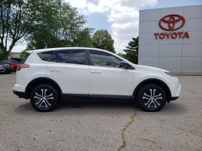 2018 Toyota RAV4 LE