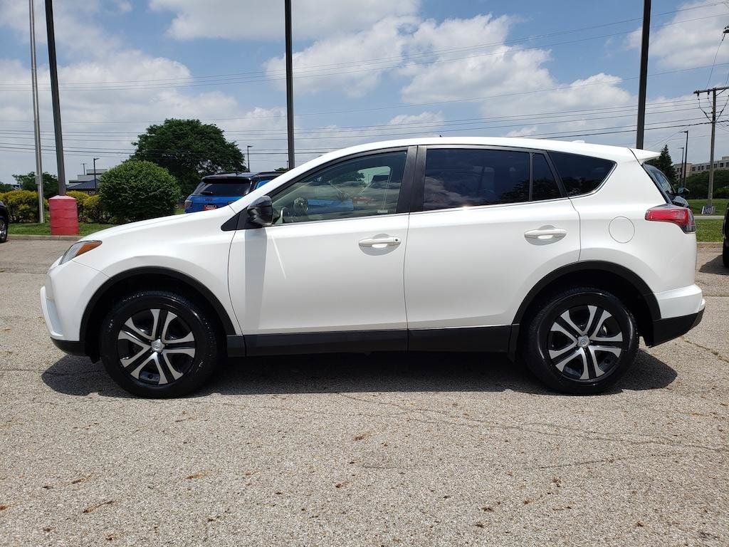 2018 Toyota RAV4 LE