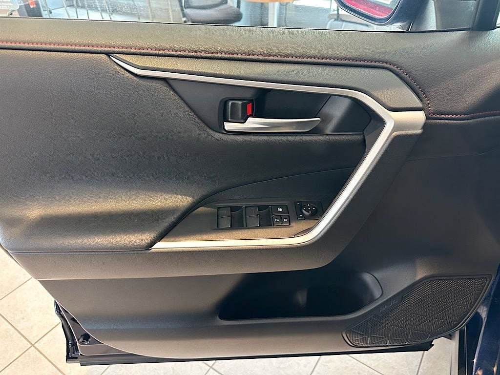 2025 Toyota RAV4 Plug-In Hybrid XSE