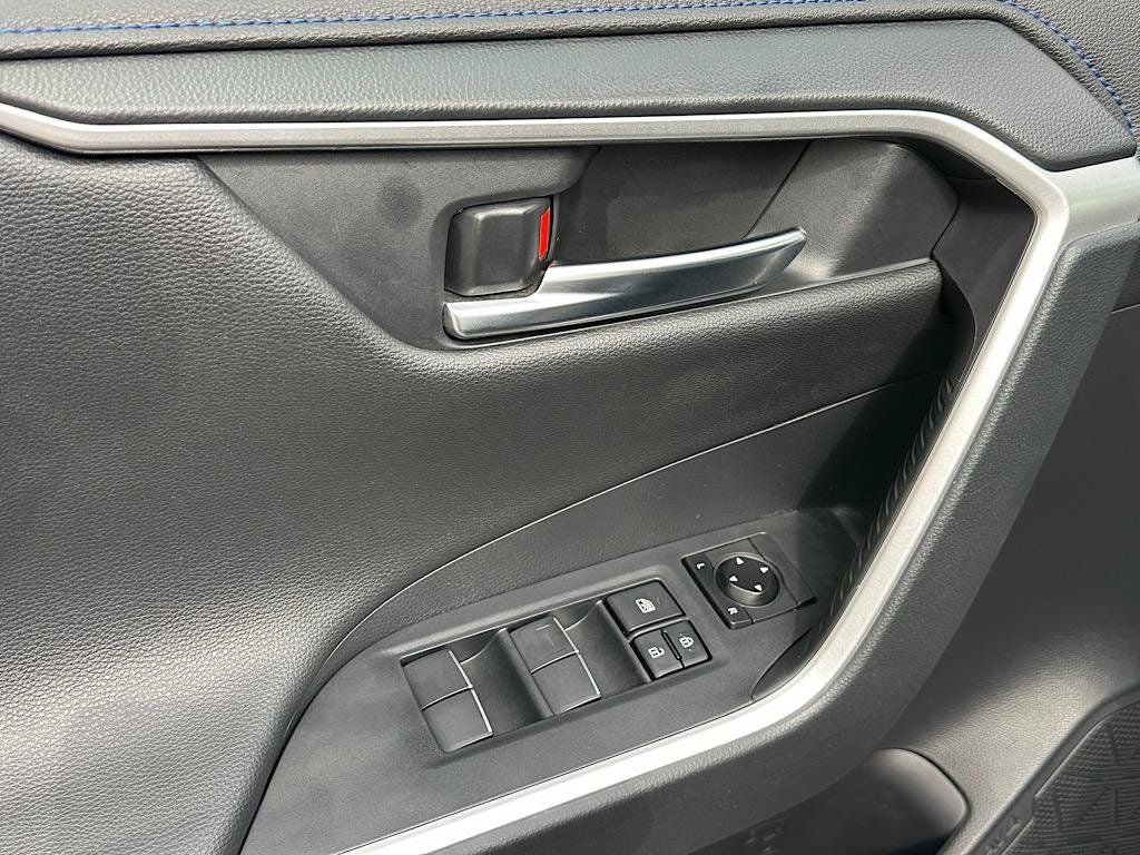 2019 Toyota RAV4 Hybrid XSE