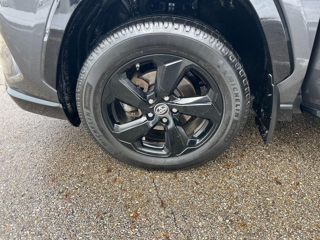 2019 Toyota RAV4 Hybrid XSE