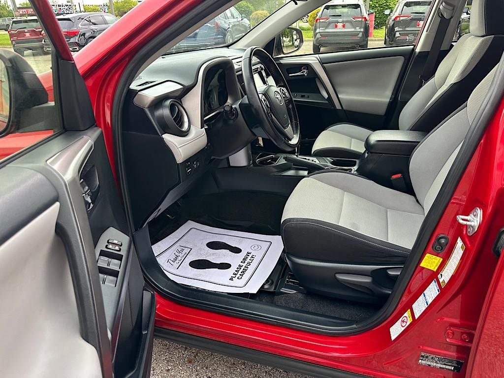 2017 Toyota RAV4 XLE