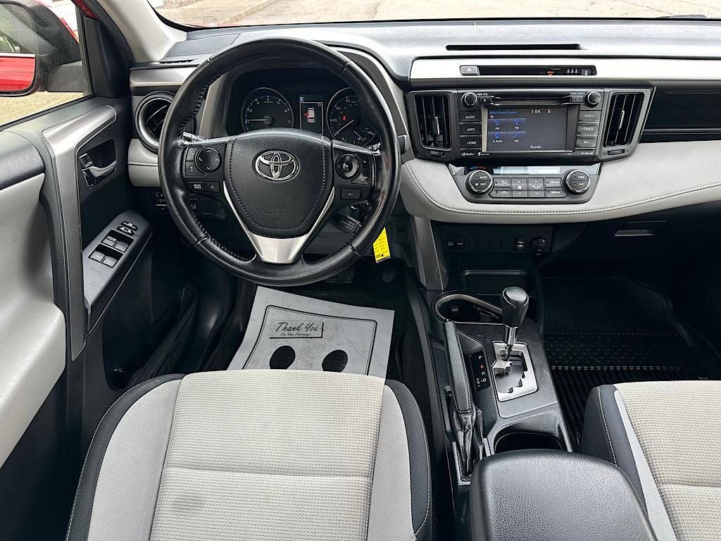 2017 Toyota RAV4 XLE
