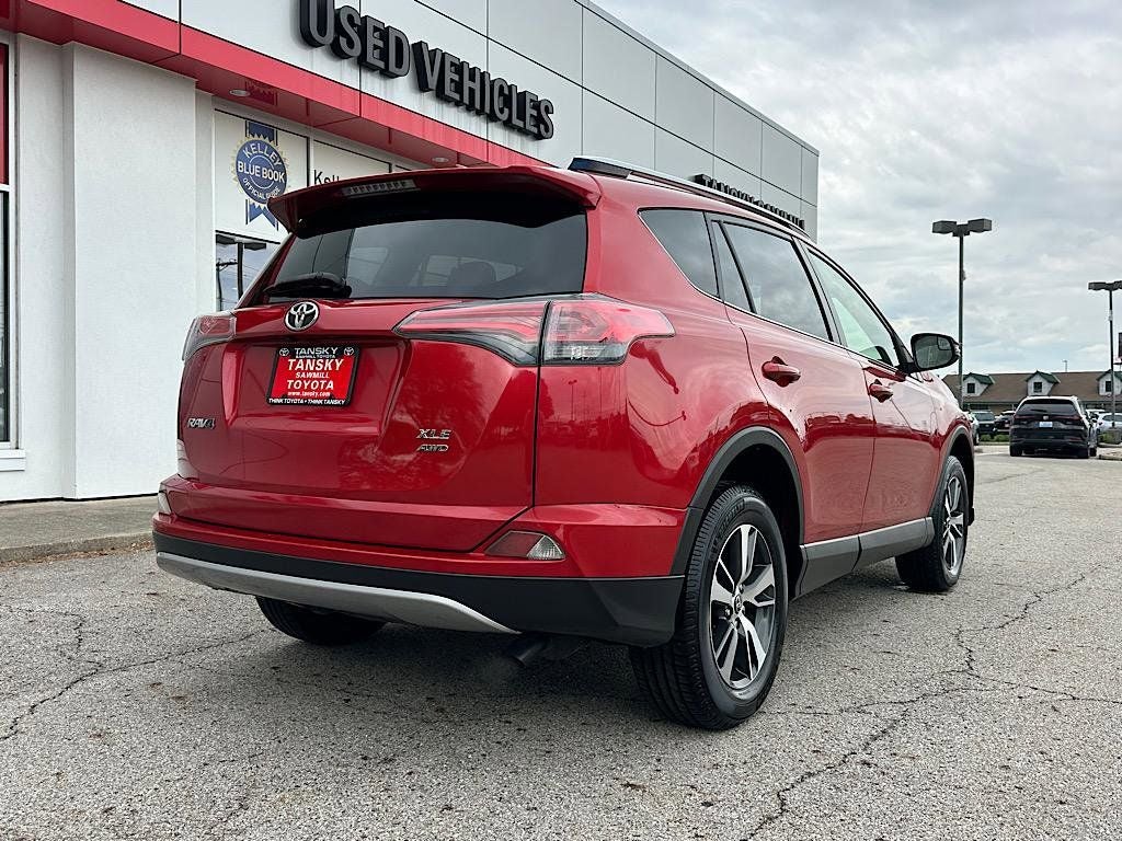 2017 Toyota RAV4 XLE