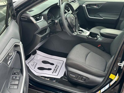 2019 Toyota RAV4 Hybrid XLE