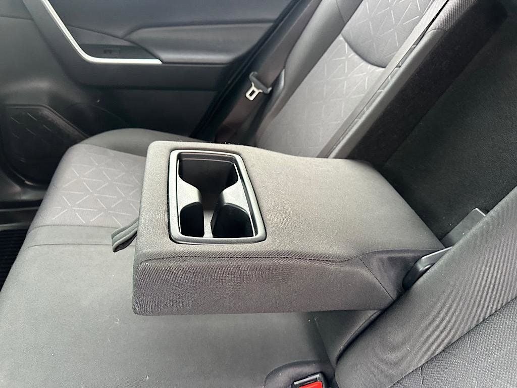 2019 Toyota RAV4 Hybrid XLE