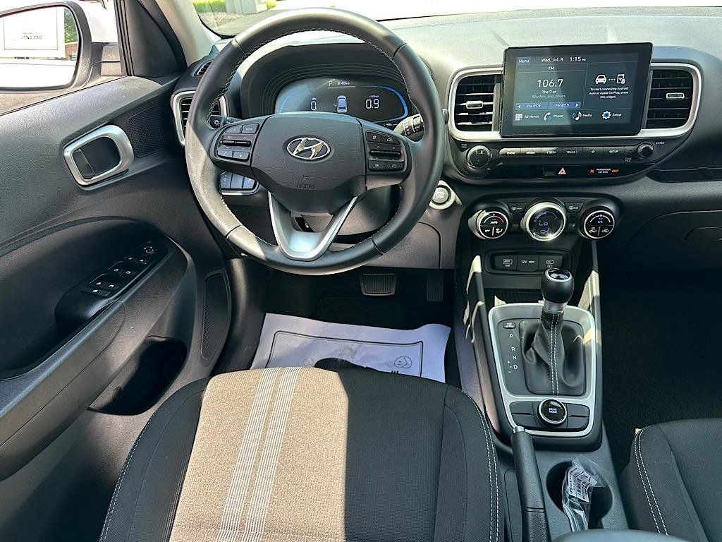 2024 Hyundai Venue SEL