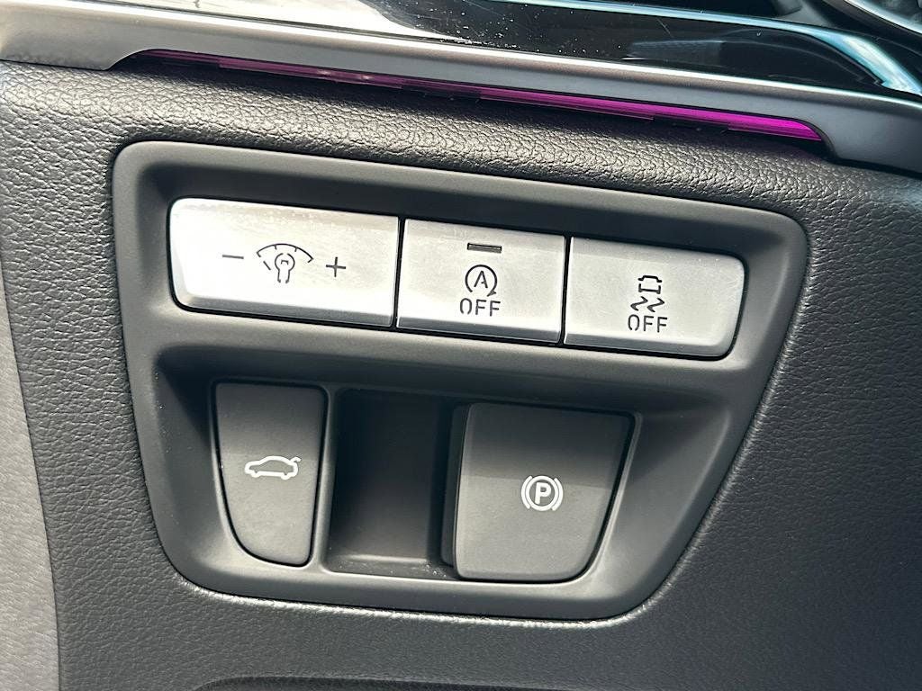 2023 Genesis G80 2.5T