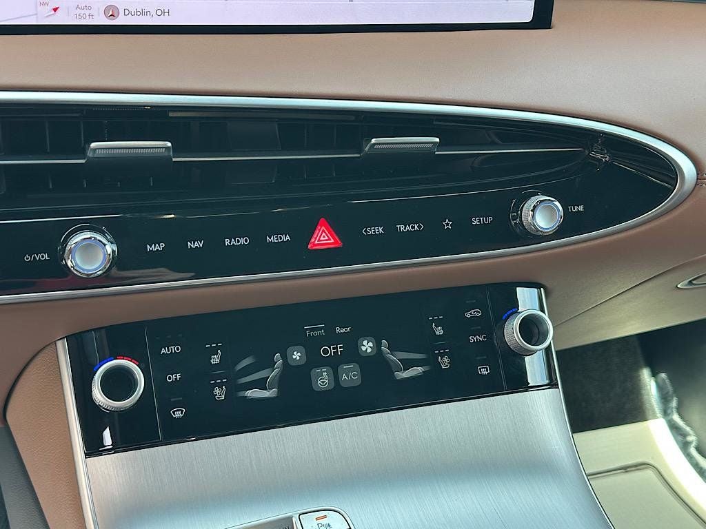 2026 Genesis GV70 2.5T Advanced