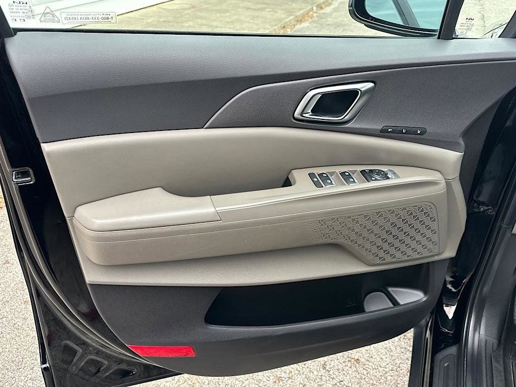 2025 Kia Carnival EX