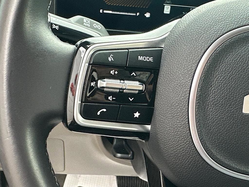 2025 Kia Carnival EX
