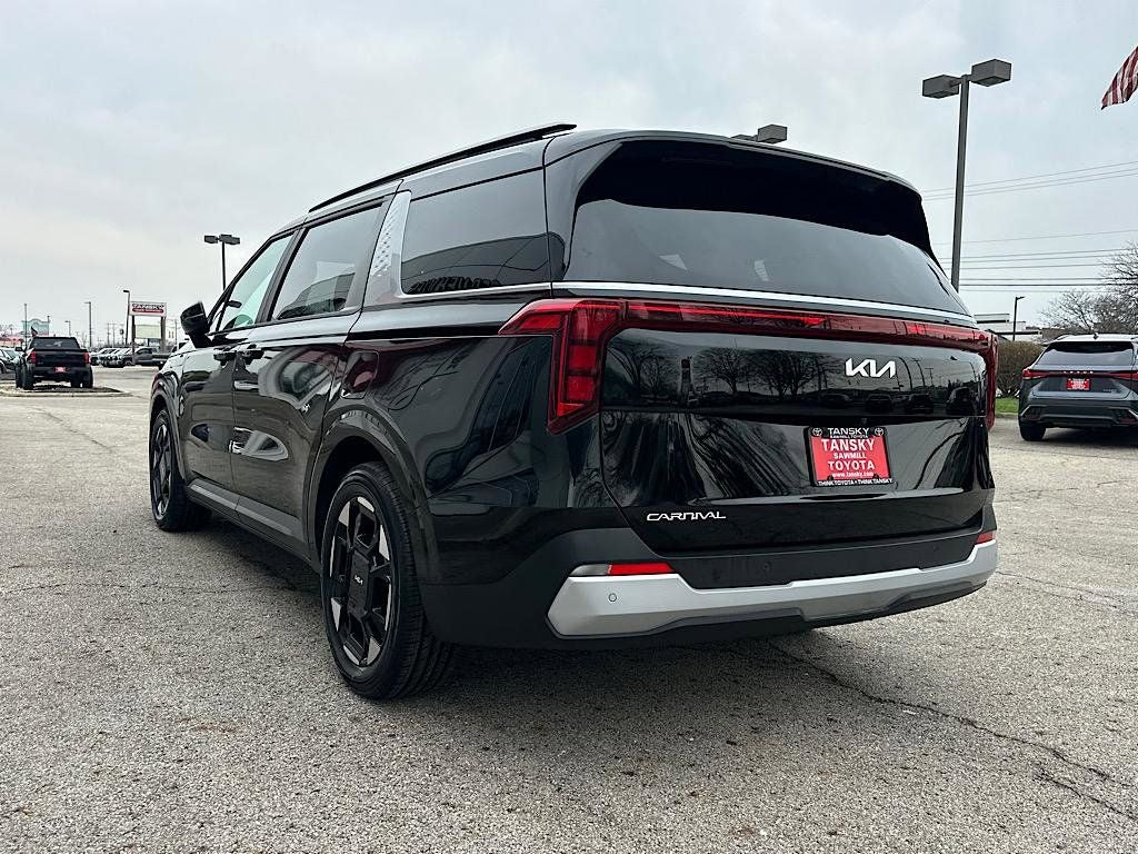 2025 Kia Carnival EX