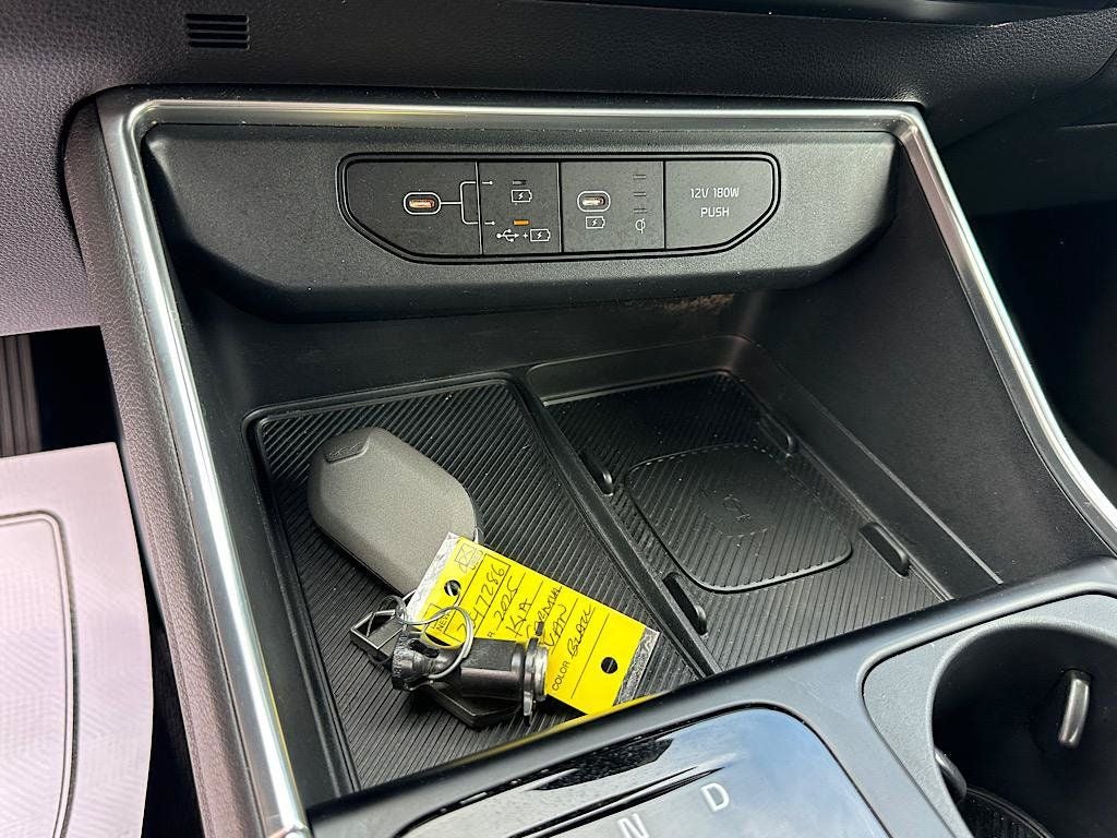 2025 Kia Carnival Hybrid SX