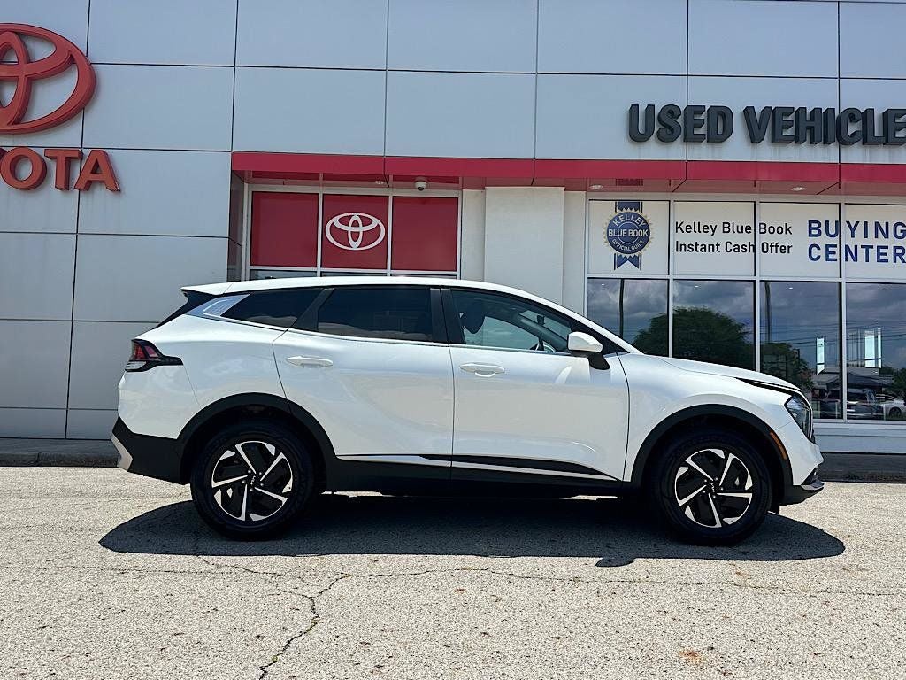 2023 Kia Sportage Hybrid LX