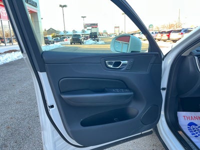 2019 Volvo XC60 T5 Momentum