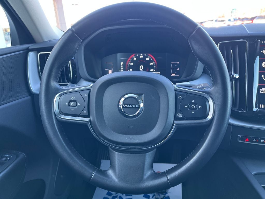 2019 Volvo XC60 T5 Momentum