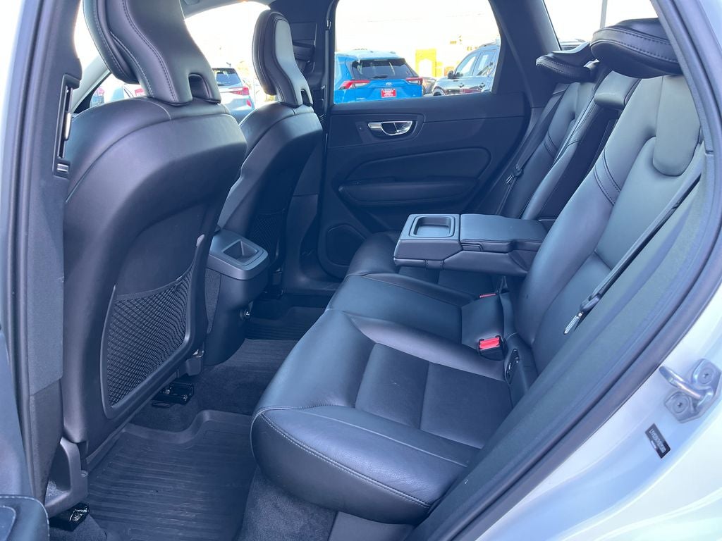 2019 Volvo XC60 T5 Momentum