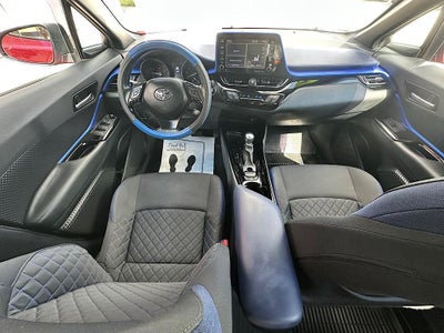 2022 Toyota C-HR XLE
