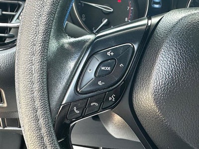 2022 Toyota C-HR XLE