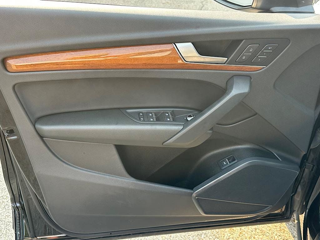 2023 Audi Q5 40 Premium quattro