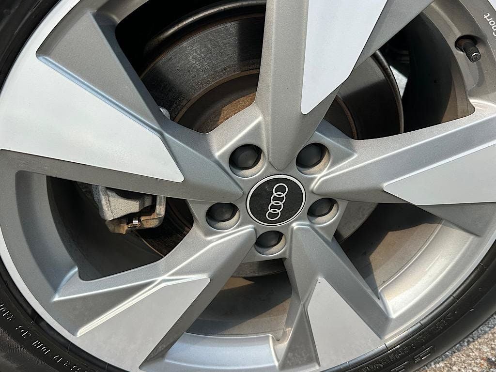 2023 Audi Q5 40 Premium quattro