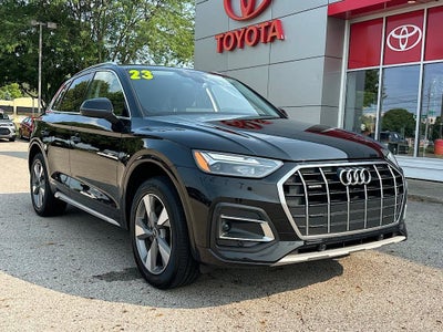 2023 Audi Q5 40 Premium quattro