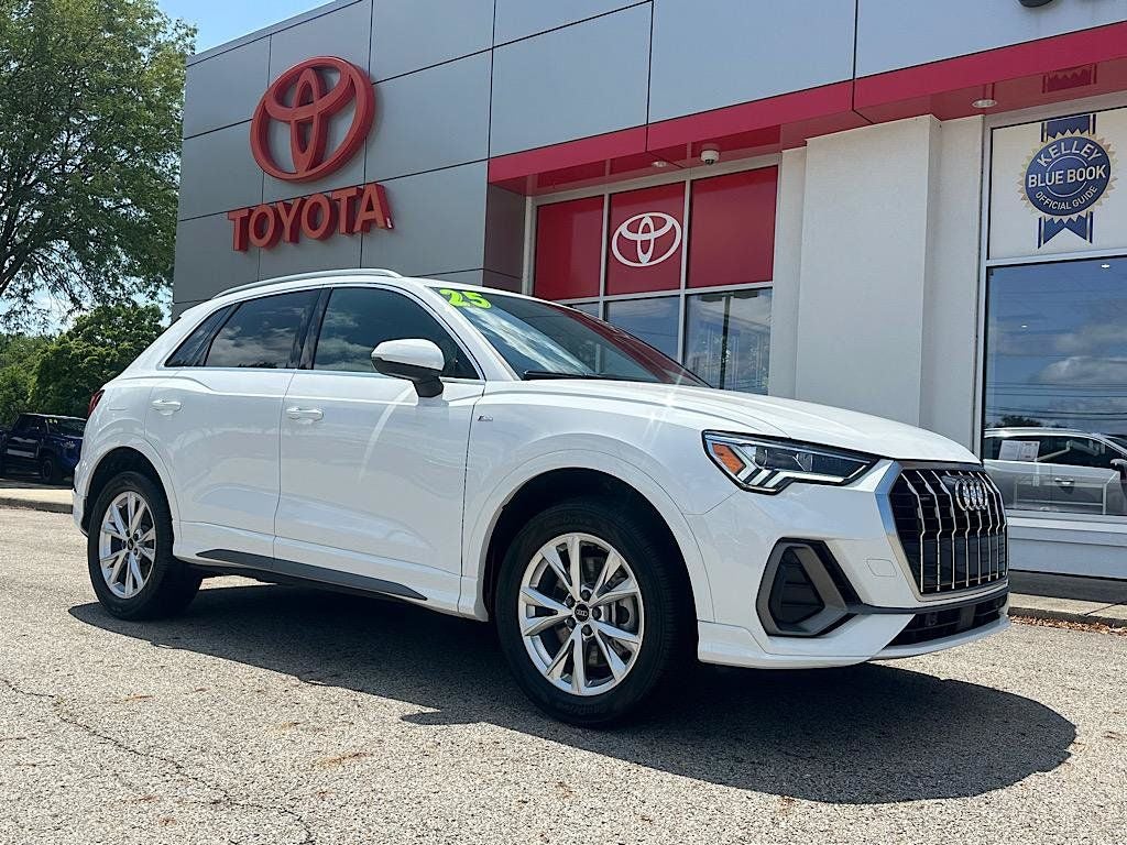 2025 Audi Q3 Premium S Line quattro