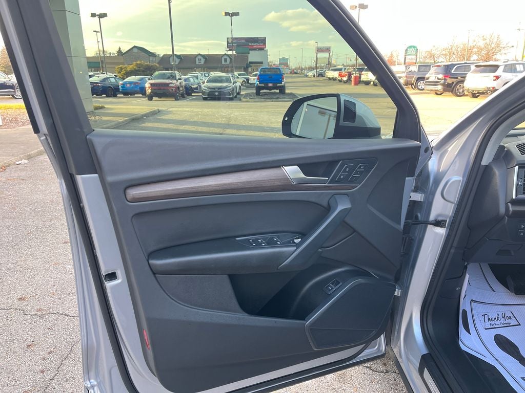 2023 Audi Q5 45 S line Premium quattro