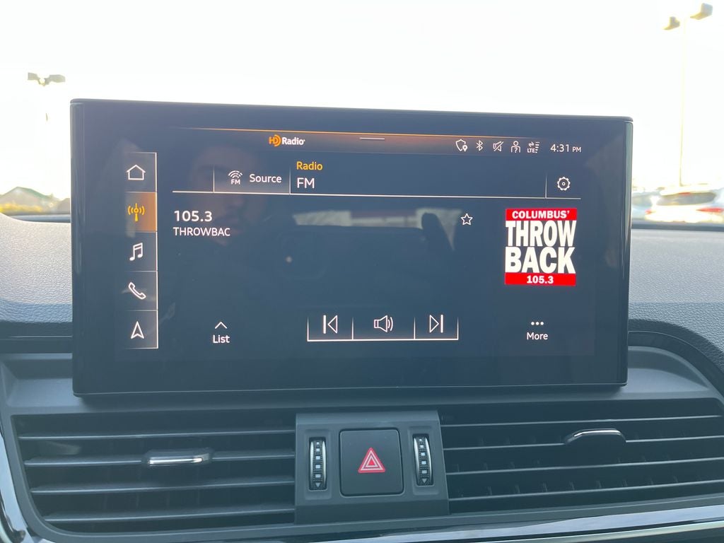 2023 Audi Q5 45 S line Premium quattro