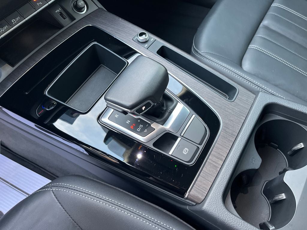 2023 Audi Q5 45 S line Premium quattro