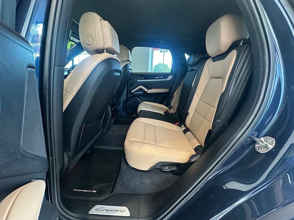 2026 Porsche Cayenne Base