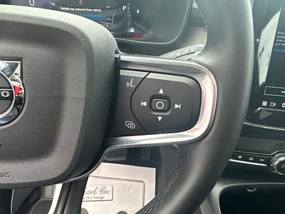 2025 Volvo XC40 B5 Core