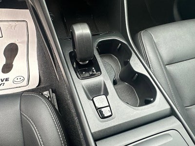 2025 Volvo XC40 B5 Core