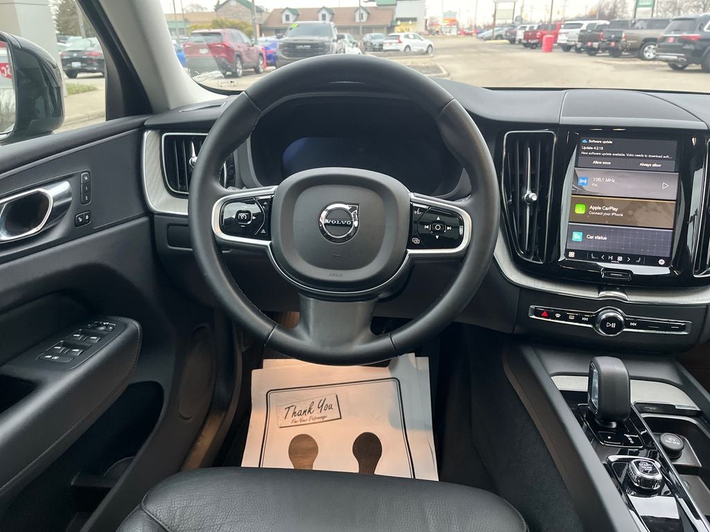 2025 Volvo XC60 B5 Plus