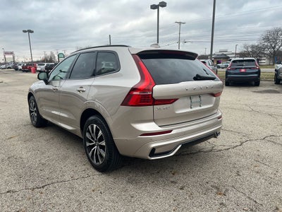 2025 Volvo XC60 B5 Plus